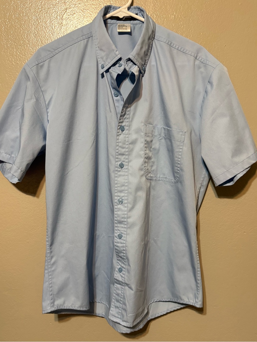 Men's Light Blue Short-Sleeve Button-Down Shirt Size M